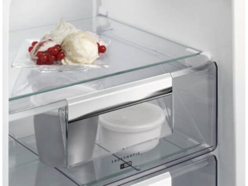 Frigorífico Combinado Encastre AEG SCB418F3LS (Low Frost - 177.2 cm - 267 L - Branco) - Image 3